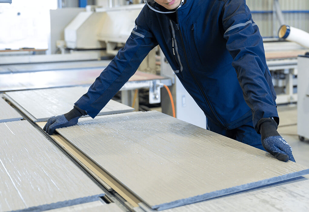 ファサード事業部 