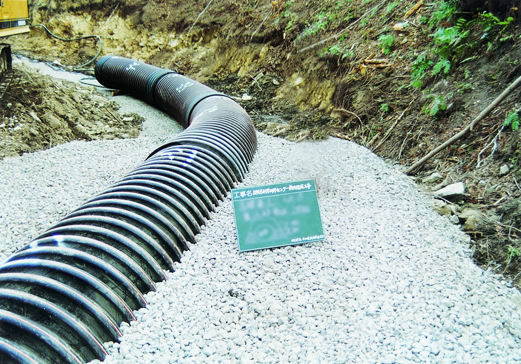 プレスト管/ネトロンパイプ