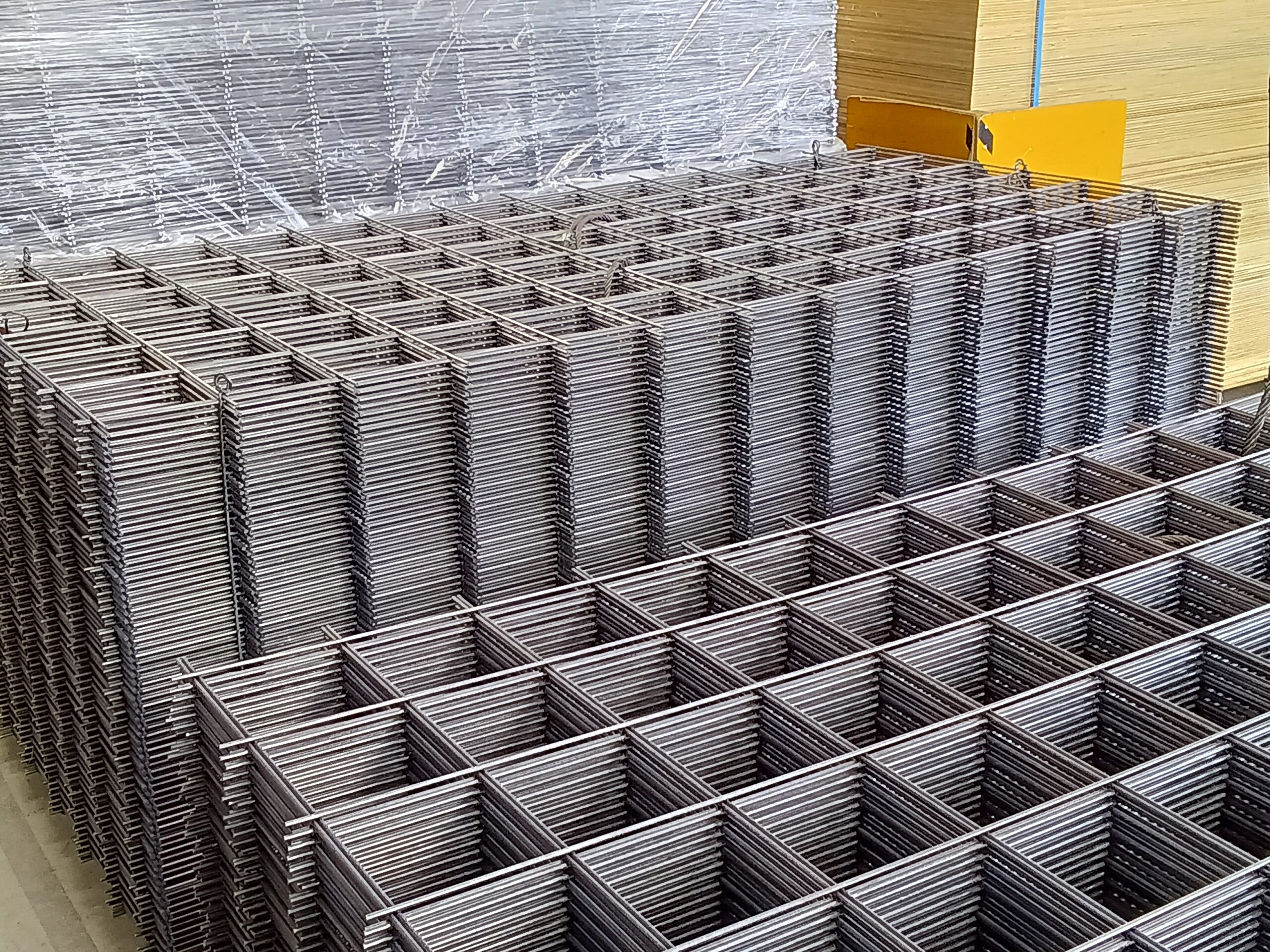 ワイヤーメッシュ